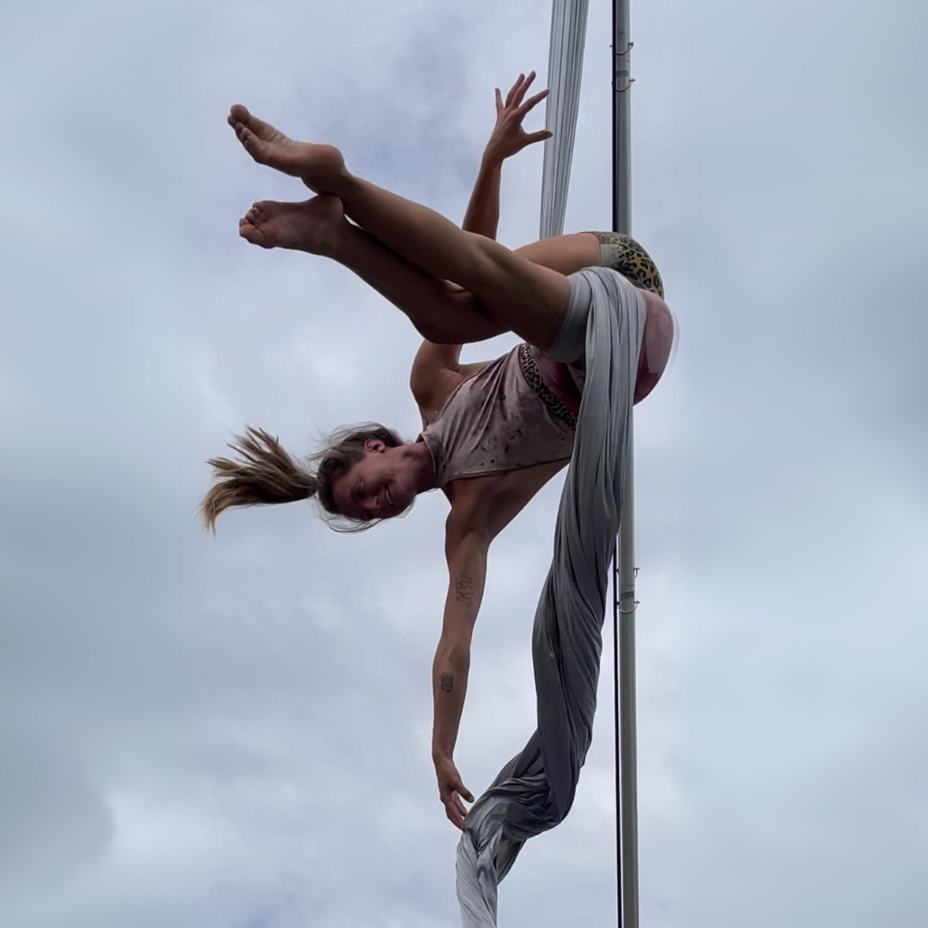Aerial Silks (Vertikaltuch)